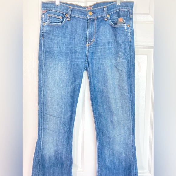 Blue jeans distressed Citizen of Humanity soft stretchy jeans Jr bootcut 32/31 - Picture 4 of 9